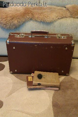 Senas retro lagaminas