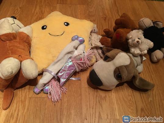 Seni žaislai ir nauji ikea vaikiški žaislai-baldai