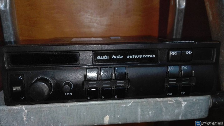 Senos automagnetolos