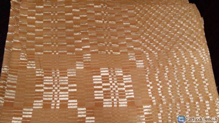 Senovinės austos lovatiesės