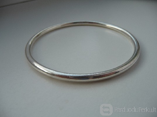 Sidabrinė apyrankė