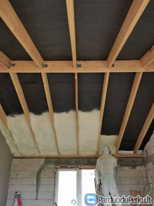 Šiltinimas poliuretano putomis. Biri vata