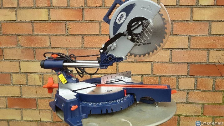 Skersinės pjovimo staklės Ferm