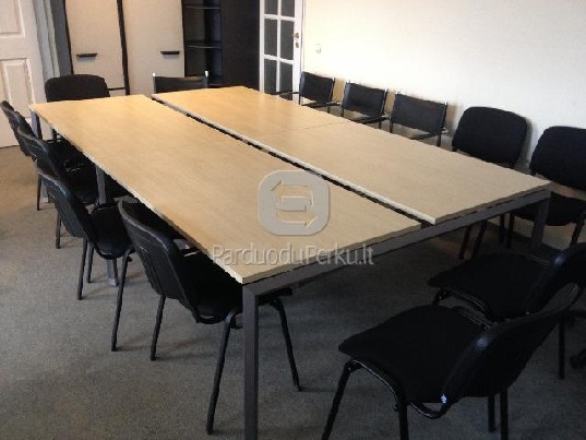 Skubiai 4 vietu stalas
