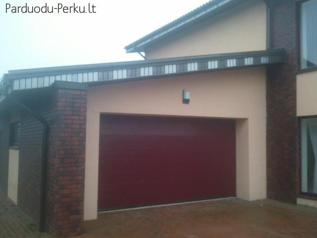 Skubiai parduodamas namas