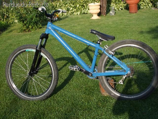 skubiai parduodu mtb dirt-street