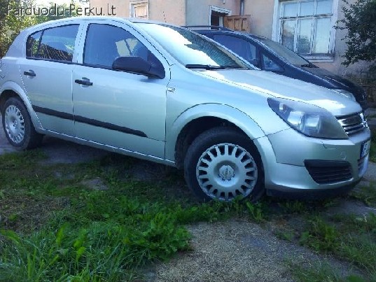 SKUBIAI parduodu Opel Astra 2005m.
