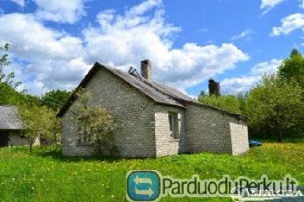 Sodyba Lazdijų raj. gyvenvietėj patogioj,gražioj v