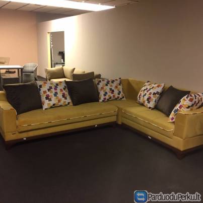 Sofa-kampas su miegama funkcija