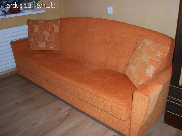 Sofa-lova ir du foteliai