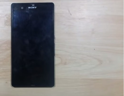 Sony Xperia Z Lcd suskilęs touchas