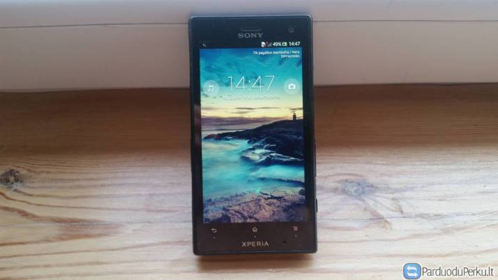 sony xperija acro-s