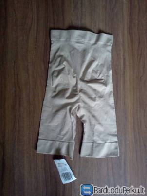 Šortai kūno spalvos