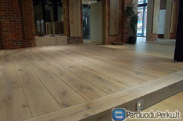 STAKI medinės grindys, ąžuolinis parketas