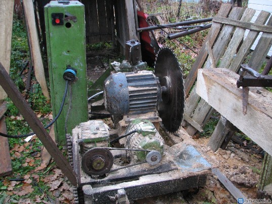 Staklės rastinių namų statybai