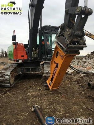 STATYBINIO LAUŽO SMULKINIMAS