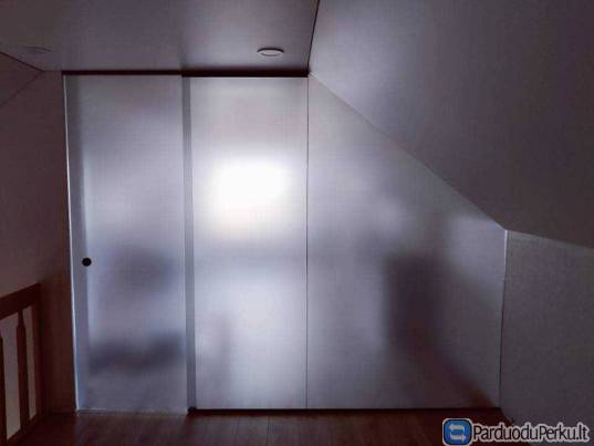 Stiklinės pertvaros