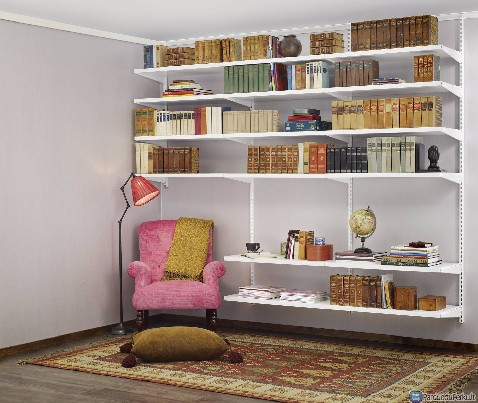 Stumdomos durys, spintos, elfa lentynų sistemos.