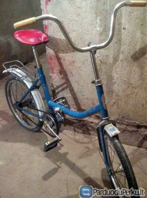 Sulankstomas Desna, Aist dviratis...