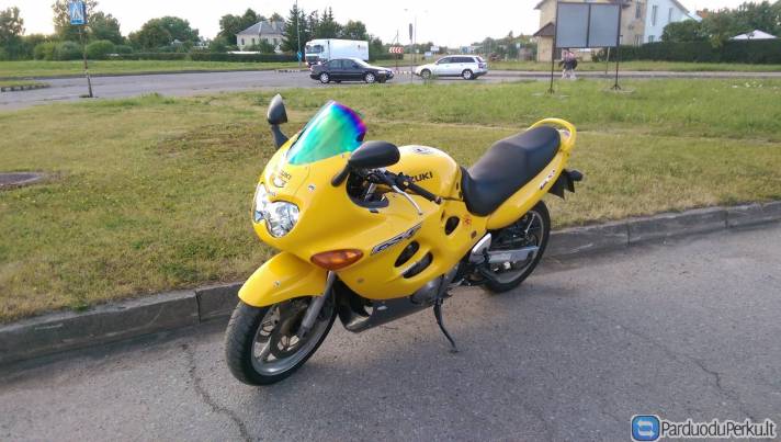 Suzuki GSX 600F sportinis/kelioninis motociklas