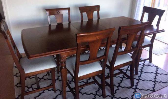 Svetaines , valgomojo stalas su 6 kedemis