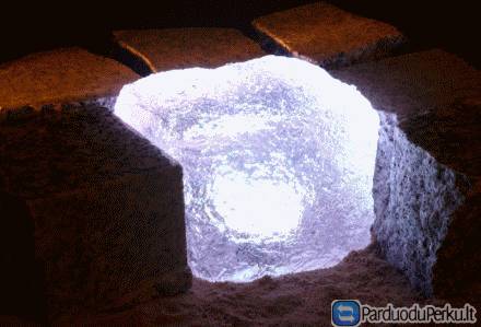 Šviečiančios LED trinkelės