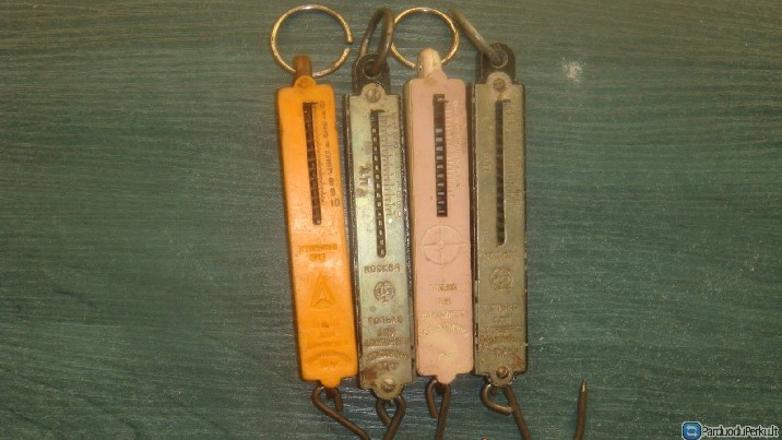 Tarybinės buitinės svarstyklės.