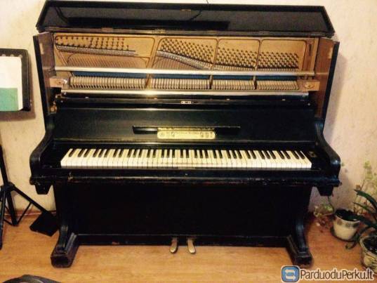 Theodor Betting pianinas