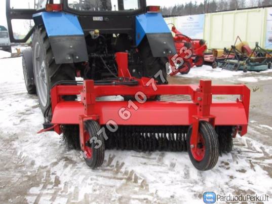 Traktorinė šluota - (šlavimo įranga) 1,4 traukos klasės traktoriams