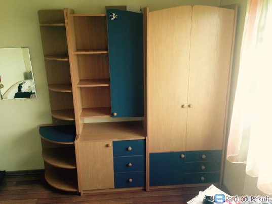 Trijų dalių spinta + rašomasis stalas