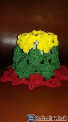 Trispalvės kepurytės