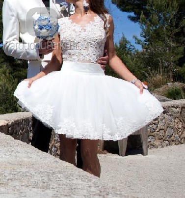 Trumpa pūsta vestuvine suknele