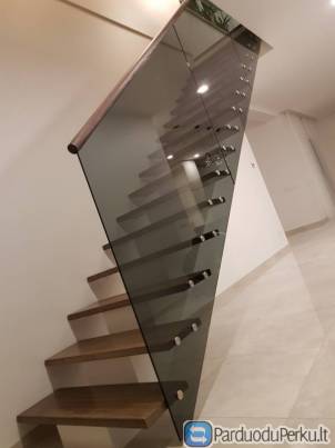 Turėklai-stiklo konstrukcijos