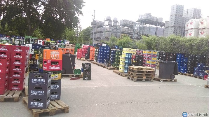 Tuščios stiklo taros rūšiavimas Vokietijoje