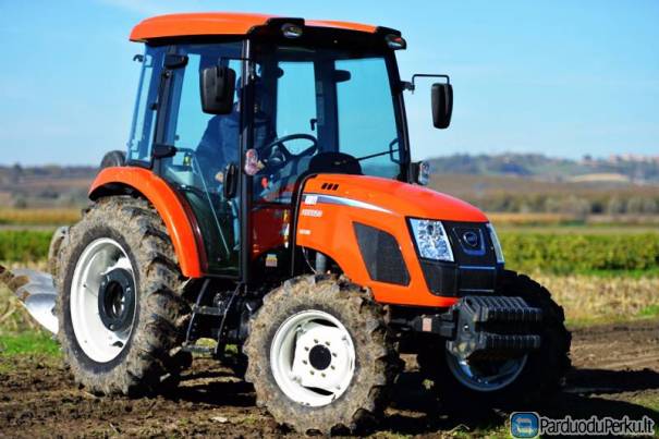 UAB “GALUOTAS“ skelbia išpardavimą traktoriams KIOTI