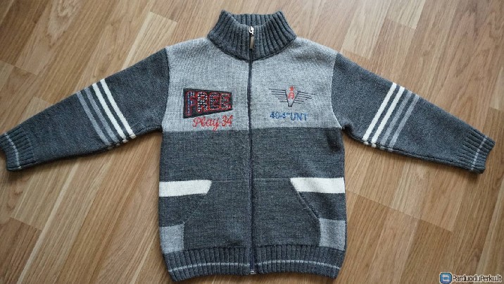 Užsegamas megztinis