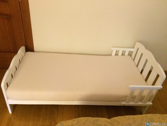 Vaikiška medinė lovytė (nuo 2,5 iki 7 metų)