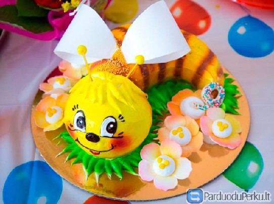 Gimtadienio pramoga - žvakių gamyba