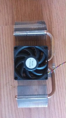 Vaizdo plokstes ausintuvas.