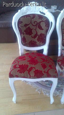 Valgomojo baldų komplektas