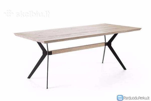 Valgomojo stalas "Kito"