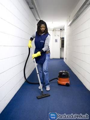 VALYMO DARBAI VOKIETIJOJE MOTERIMS