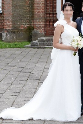 Vestuvinė išskirtinė suknelė