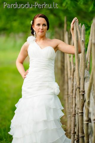 vestuvine suknele