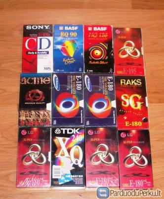 Vhs grotuvo (videomagnetofono ) videokasetės 2 eu Kaune