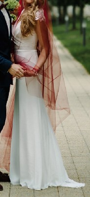 VIENETINE vestuvine suknele