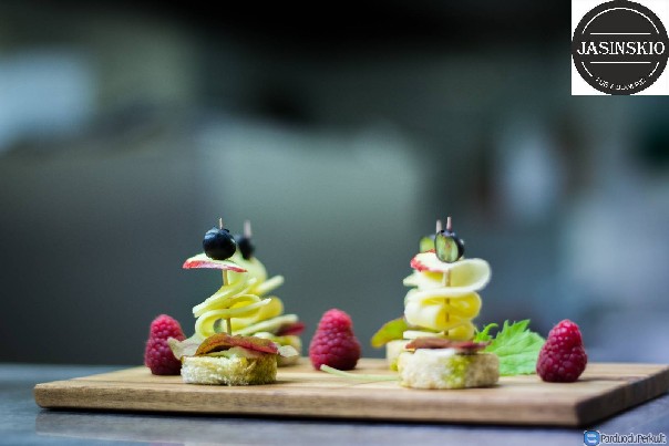 Vieno kąsnio užkandžiai Jūsų šventės stalui!