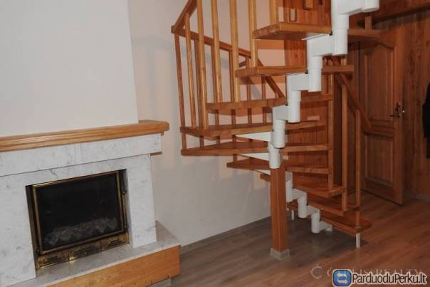 Vilnius, Žemieji Paneriai, Ūmėdžių g., 5 kambarių butas