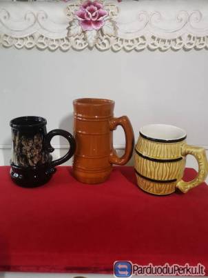 Vintažiniai alaus bokalai kolekcininkams...