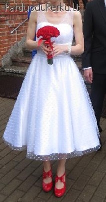 Vintazinio stilios balta vestuvine suknele